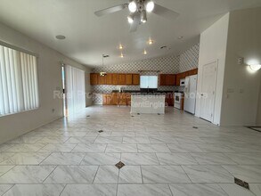 9907 West Riverside Avenue in Tolleson, AZ - Building Photo - Building Photo