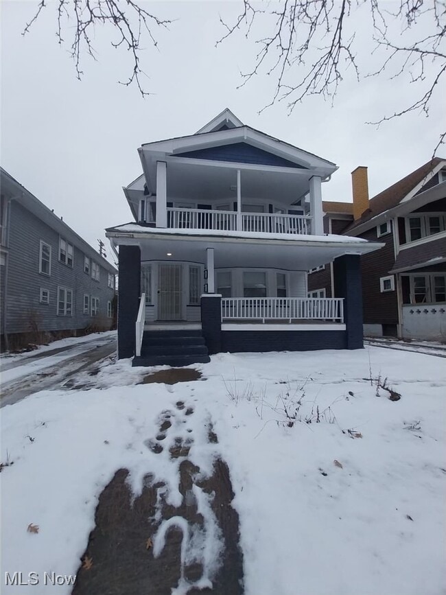 property at 1635 Hillcrest Rd