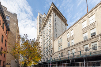 St George Towers in Brooklyn, NY - Building Photo - Building Photo