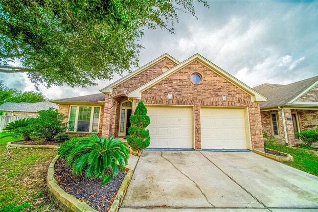 11007 Witherspoon Dr in Richmond, TX - Building Photo - Building Photo