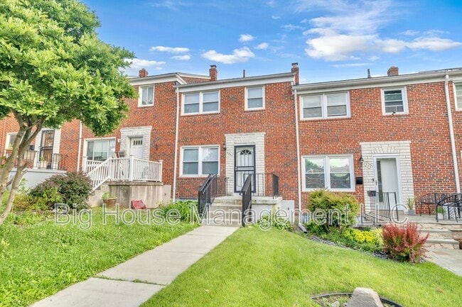 property at 1307 Dartmouth Ave