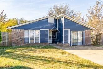 1719 SW 14th St in Lawton, OK - Building Photo - Building Photo