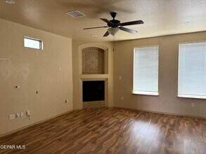 11533 Merejildo Madrid St in El Paso, TX - Building Photo - Building Photo