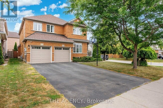 property at 1 Applegrove Ct