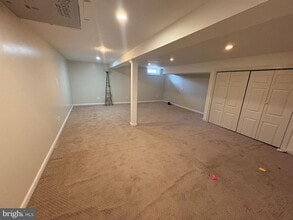 7 Elfreth Rd in Huntingdon Valley, PA - Building Photo - Building Photo