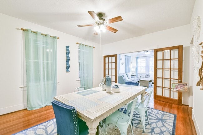 property at 3614 Avenue P 1/2