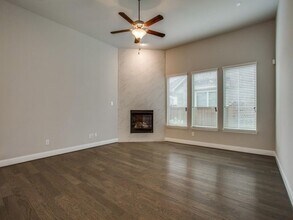 6350 Culverdale Ln, Unit 2126 in Frisco, TX - Foto de edificio - Building Photo