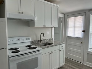 23 Lincoln St-Unit -23-6 Lincoln Street in Milford, MA - Building Photo - Building Photo