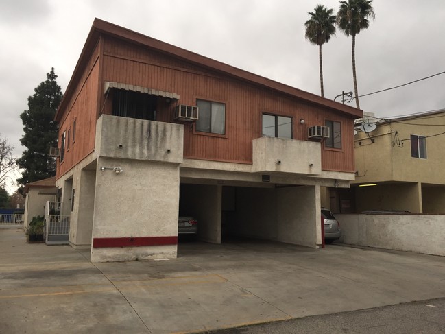 6506 Balboa Blvd in Van Nuys, CA - Building Photo - Other