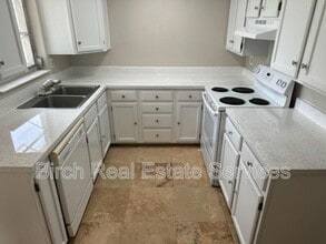 2034 Peggy Dr in Holiday, FL - Building Photo - Building Photo