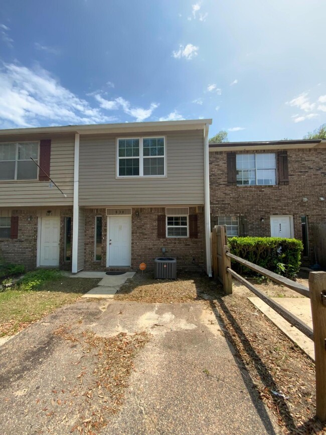 property at 830 Shadow Ln