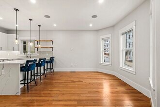 50 Cottage St in Chelsea, MA - Building Photo - Building Photo