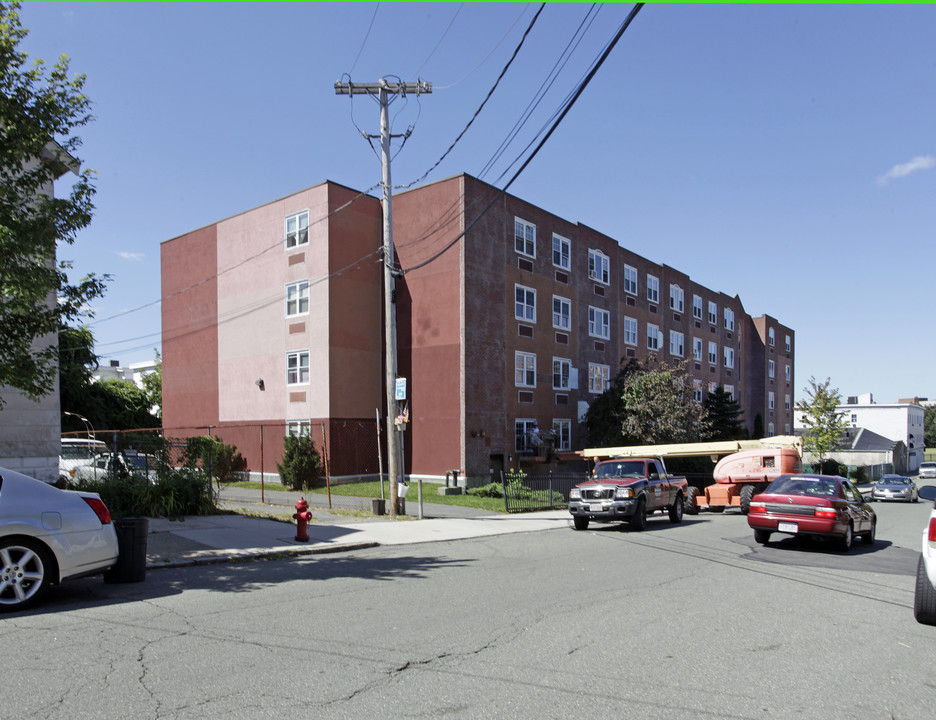 Harbor View Apartments in Lynn, MA - Building Photo