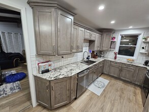 3818 Rice Ave in Erie, PA - Building Photo - Building Photo