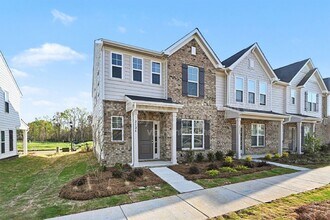 2124 Cobble Ct in Monroe, NC - Building Photo - Building Photo