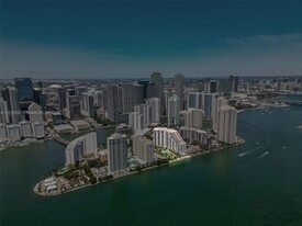 520 Brickell Key Dr in Miami, FL - Building Photo - Building Photo