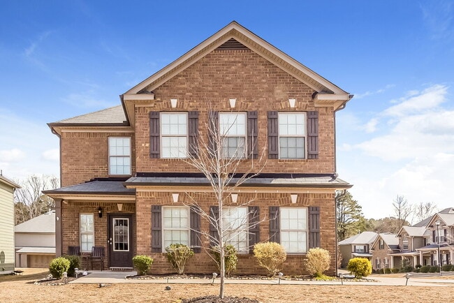 property at 902 Sublime Trail