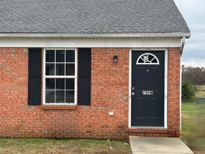 709 Bagwell Ct-Unit -709 B Bagwell Ct in Murray, KY - Building Photo - Building Photo