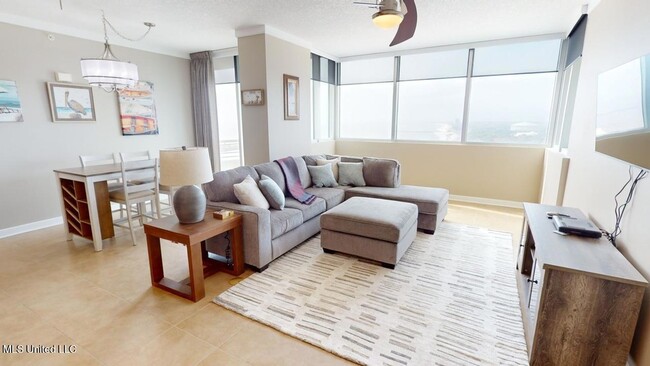2060 Beach Blvd, Unit 1603 in Biloxi, MS - Building Photo - Building Photo
