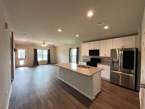 10526 Vinca Minor Ln in Houston, TX - Building Photo - Building Photo