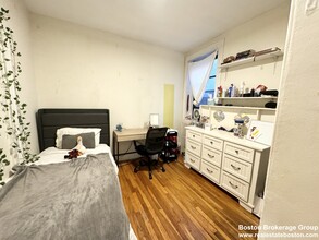 23 Symphony Rd, Unit #4 in Boston, MA - Building Photo - Building Photo