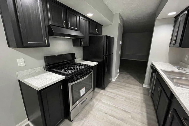 property at 517 S Shaffer St