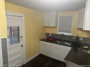 21662 Bennett St, Unit AUCMJH in Detroit, MI - Building Photo - Building Photo