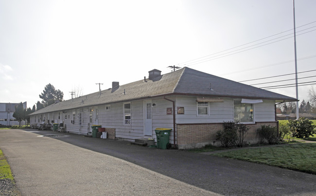 3103 Pacific Ave in Forest Grove, OR - Building Photo - Building Photo