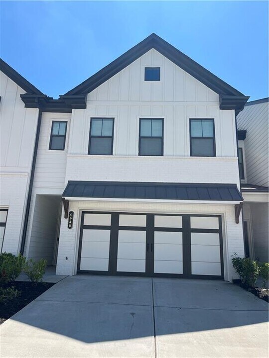 4640 Cypress Pk Dr in Gainesville, GA - Foto de edificio