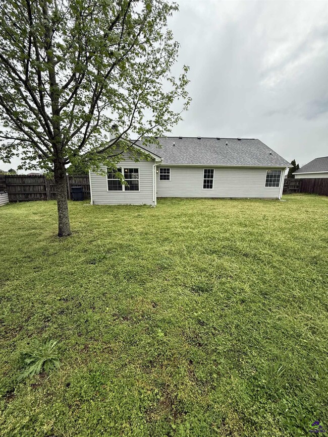 213 Butten Dr in Bonaire, GA - Building Photo - Building Photo