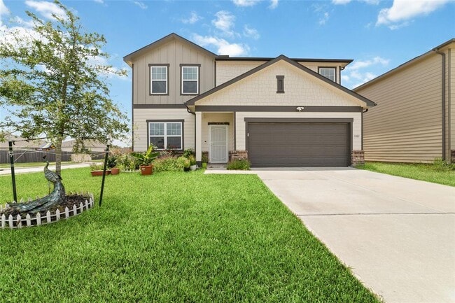 property at 1001 Wild Enclave Ln
