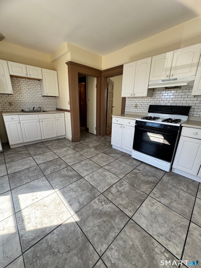 property at 654 Highland Ave