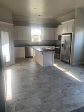 202 Northwest Granite Avenue in Cache, OK - Building Photo - Building Photo