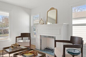 21 Margranita Crescent in Austin, TX - Building Photo - Building Photo