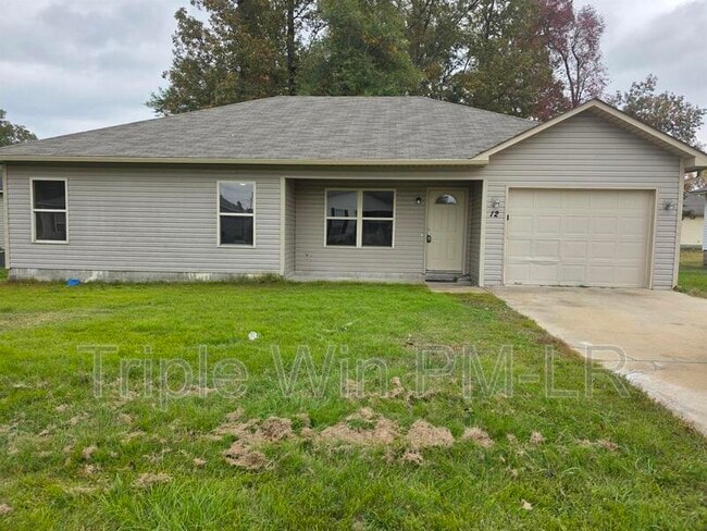 property at 12 Gold Meadow Loop