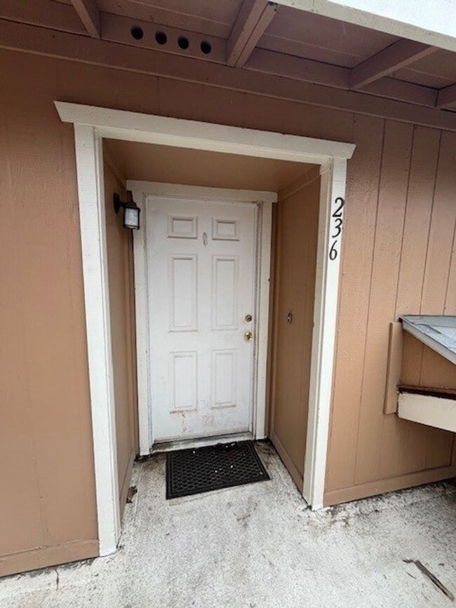 property at 236 N Crenshaw St