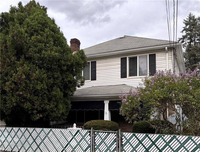 603 7th Ave in Coraopolis, PA - Building Photo