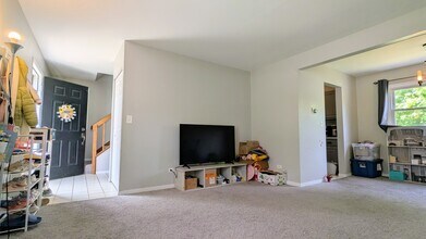 1719 Butler Ct in Naperville, IL - Building Photo - Building Photo