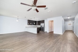 4118 Spring Park Cir in Jacksonville, FL - Building Photo - Building Photo