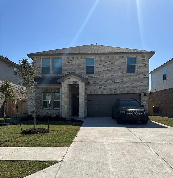 14525 Allard Dr in Manor, TX - Building Photo