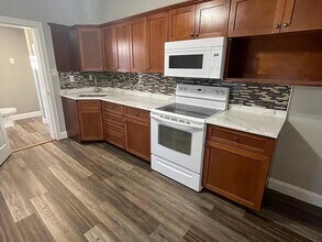 47 W 17th St in Northampton, PA - Building Photo - Building Photo