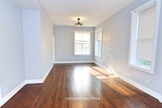 2858 S St Louis Ave in Chicago, IL - Building Photo - Building Photo