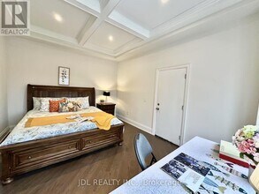 133 Hillsview Dr in Richmond Hill, ON - Building Photo - Building Photo