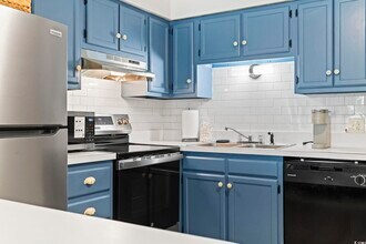 9660 Shore Dr in Myrtle Beach, SC - Building Photo - Building Photo