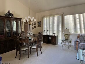 1609 Windsford Cir in Las Vegas, NV - Building Photo - Building Photo