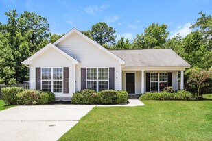 710 Keyes Dr in Grovetown, GA - Building Photo