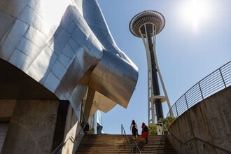 110 Roy Apartments in Seattle, WA - Foto de edificio - Building Photo
