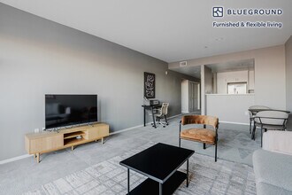 367 Santana Hts in San Jose, CA - Building Photo - Building Photo