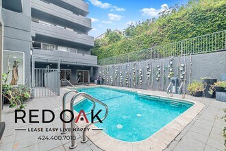 939 Palm Ave in West Hollywood, CA - Building Photo - Building Photo