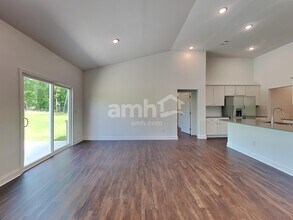 5406 Pebble Bridge Wy in Auburn, GA - Building Photo - Building Photo